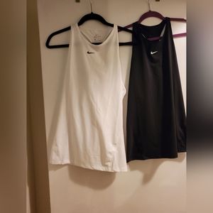 2 New Women Nike tank tops. XL